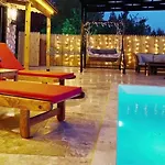 וילה Myway Kalkan קס
